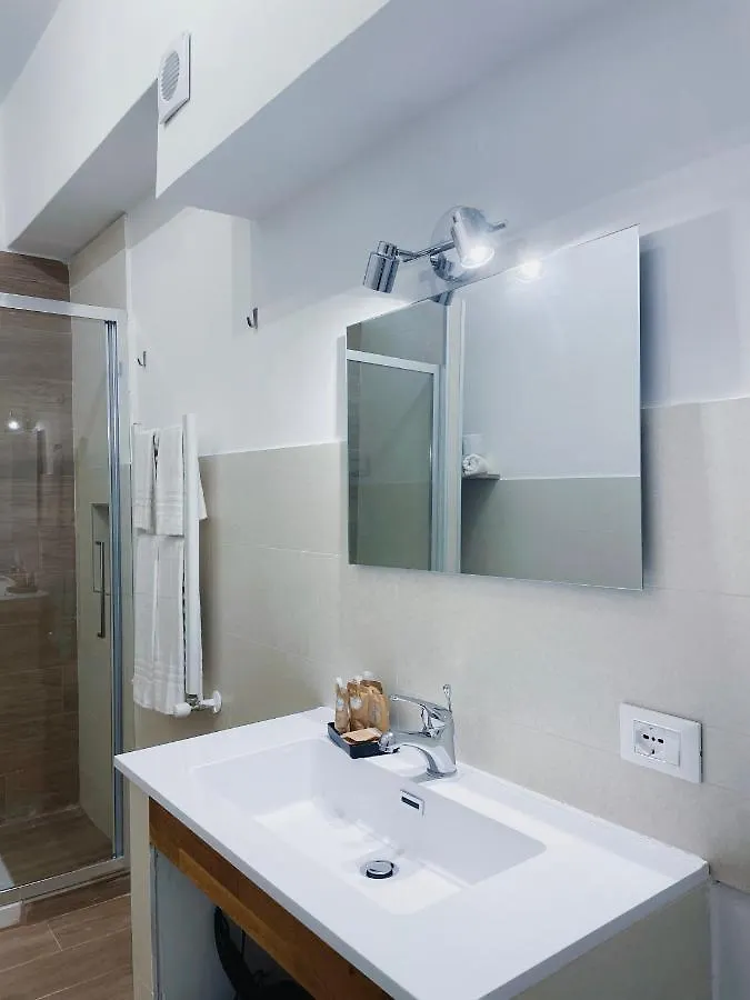 Leone Suite B&B & Restaurant Palermo 3*,