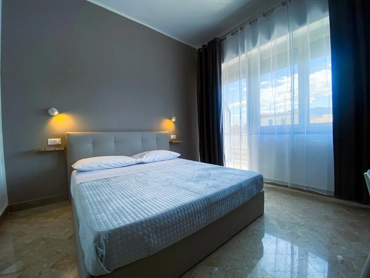 Leone Suite B&B & Restaurant Palermo 3*,