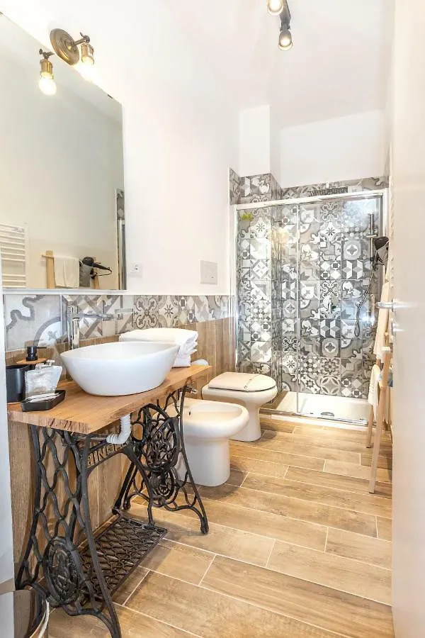 *** Alojamento de Acomodação e Pequeno-almoço Leone Suite B&B & Restaurant Palermo Itália