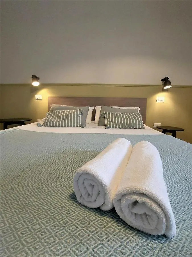 Leone Suite B&B & Restaurant Palermo 3*,  Italy